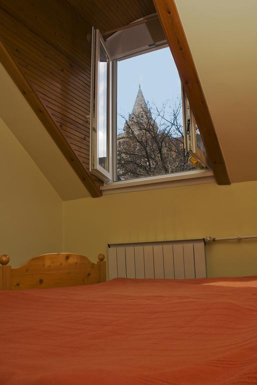 ブダペスト ブダヴァル ベッド ＆ ブレックファースト Bed & Breakfast 部屋 写真